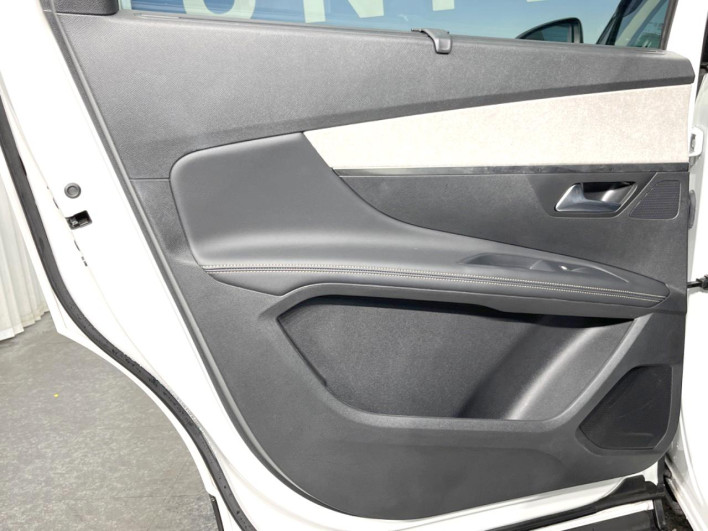 2019 Peugeot 5008 LDA-P87AH01 (UW-6a1f9bd1aea1f)[13]