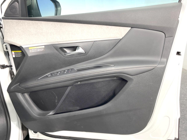 2019 Peugeot 5008 LDA-P87AH01 (UW-6a1f9bd1aea1f)[22]