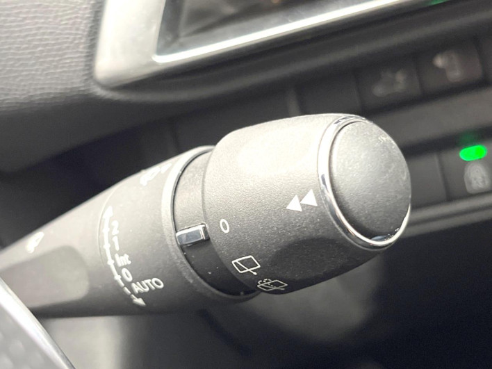 2019 Peugeot 5008 LDA-P87AH01 (UW-6a1f9bd1aea1f)[27]