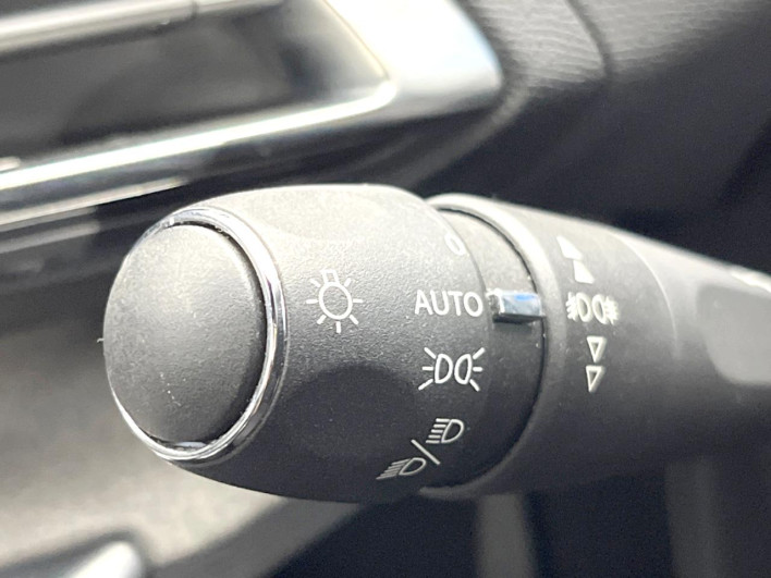 2019 Peugeot 5008 LDA-P87AH01 (UW-6a1f9bd1aea1f)[28]