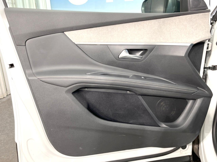 2019 Peugeot 5008 LDA-P87AH01 (UW-6a1f9bd1aea1f)[11]