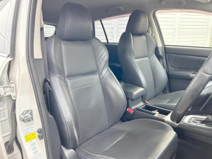 2015 Subaru Levorg DBA-VM4 (UW-6a1f9bd258ba7)[28]