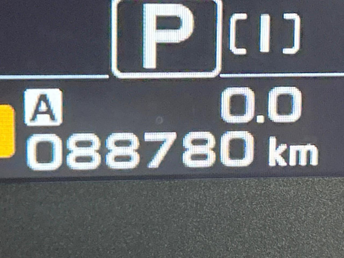 2015 Subaru Levorg DBA-VM4 (UW-6a1f9bd258ba7)[2]