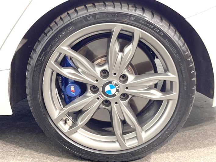 2017 BMW 1 Series DBA-1S30 (UW-6a1f9bd7a11c3)[8]