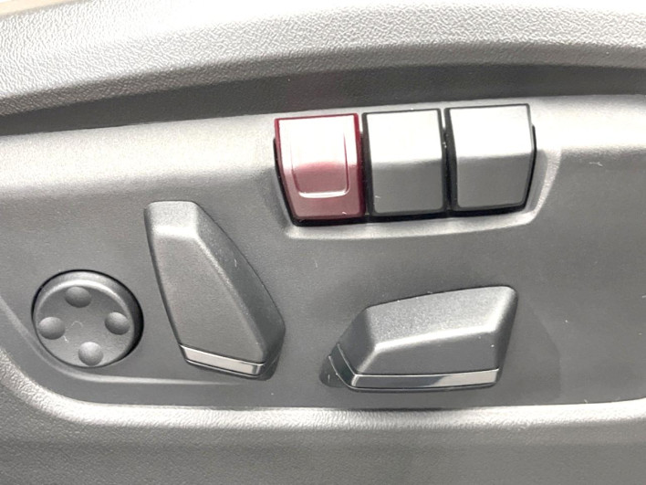 2024 BMW X1 3CA-42EG20T (UW-6a1f9bd8ca647)[22]