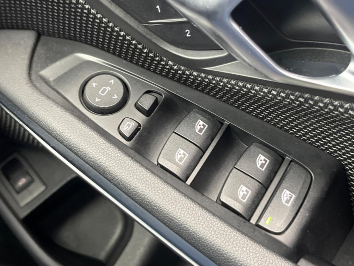 2019 BMW 3 Series 3BA-5F20 (UW-6a1f9bd99fd11)[5]