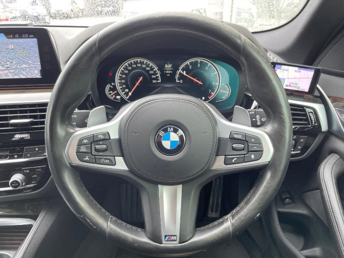 2018 BMW 5 Series DBA-JL10 (UW-6a1f9bdb0c44c)[27]