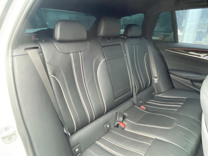 2018 BMW 5 Series DBA-JL10 (UW-6a1f9bdb0c44c)[14]