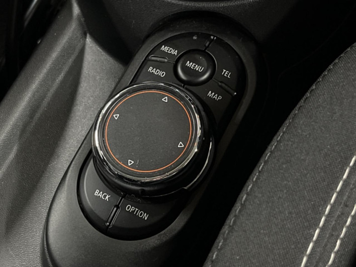 2016 Rover Mini DBA-XS20 (UW-6a1f9be30ea25)[11]