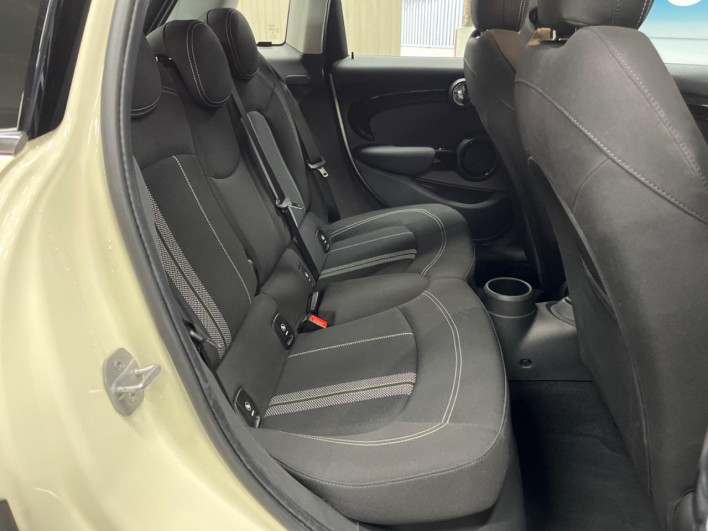 2016 Rover Mini DBA-XS20 (UW-6a1f9be30ea25)[21]