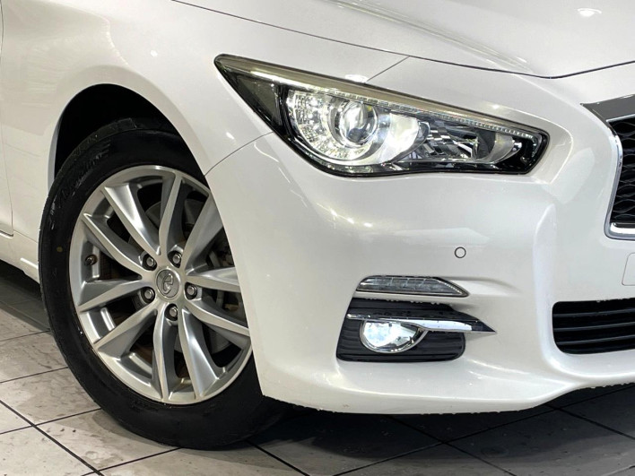 2015 Nissan Skyline DBA-YV37 (UW-6a1f9be6d2575)[18]
