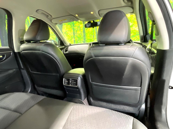 2015 Nissan Skyline DBA-YV37 (UW-6a1f9be6d2575)[11]