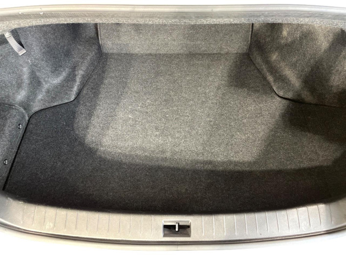 2015 Nissan Skyline DBA-YV37 (UW-6a1f9be6d2575)[9]