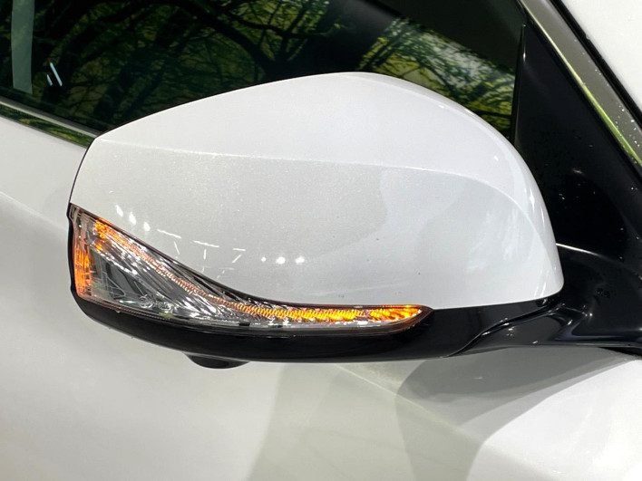 2015 Nissan Skyline DBA-YV37 (UW-6a1f9be6d2575)[24]