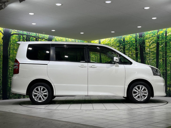2011 Toyota Noah DBA-ZRR75W (UW-6a1f9bec26436)[9]