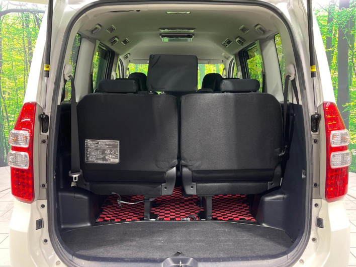 2011 Toyota Noah DBA-ZRR75W (UW-6a1f9bec26436)[18]