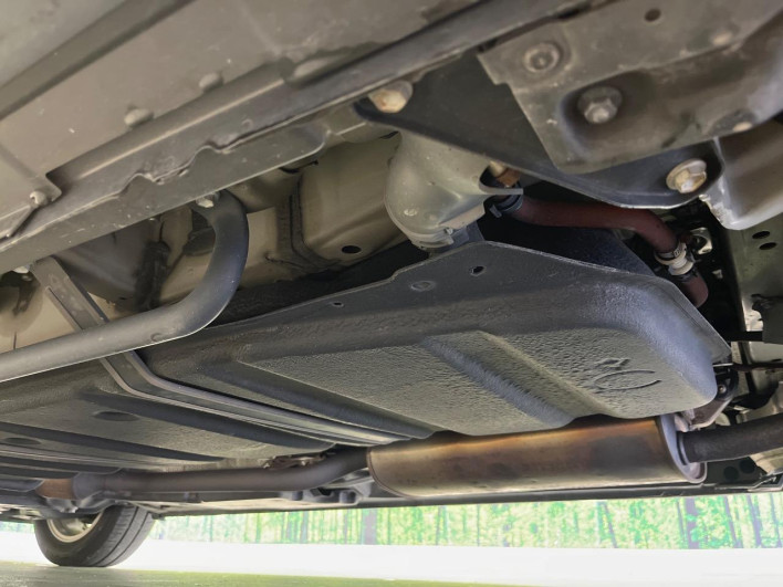 2015 Toyota Voxy DBA-ZRR80W (UW-6a1f9becd584d)[8]