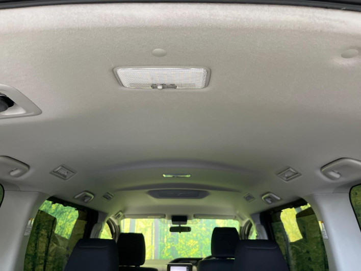 2015 Toyota Voxy DBA-ZRR80W (UW-6a1f9becd584d)[20]