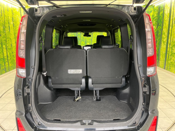 2017 Toyota Noah DBA-ZRR80W (UW-6a1f9bee592db)[17]