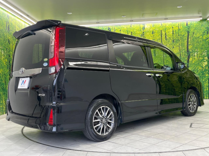 2017 Toyota Noah DBA-ZRR80W (UW-6a1f9bee592db)[13]
