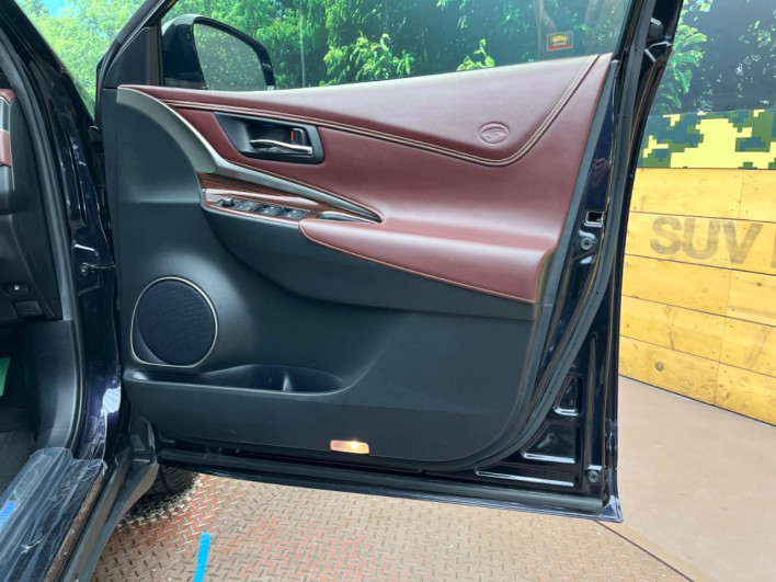 2017 Toyota Harrier DBA-ZSU60W (UW-6a1f9bf85b4e5)[24]