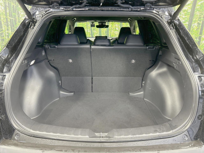 2023 Toyota Corolla Cross 6AA-ZVG11 (UW-6a1f9bfb77a8c)[14]
