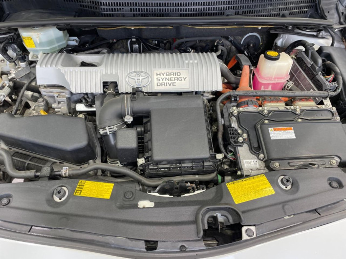 2013 Toyota Prius DAA-ZVW30 (UW-6a1f9c01b2ae8)[4]