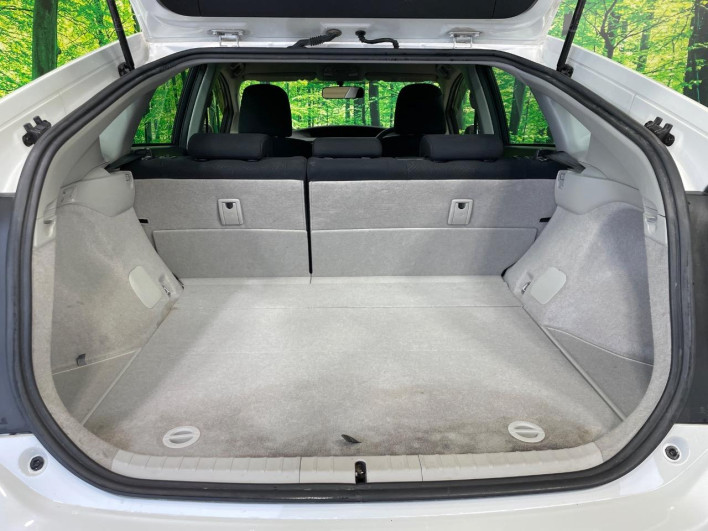 2013 Toyota Prius DAA-ZVW30 (UW-6a1f9c01b2ae8)[17]