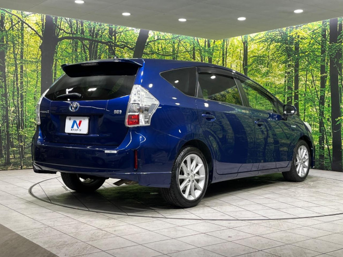 2012 Toyota Prius α DAA-ZVW41W (UW-6a1f9c02f2785)[24]