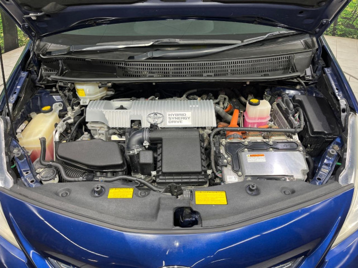 2012 Toyota Prius α DAA-ZVW41W (UW-6a1f9c02f2785)[4]