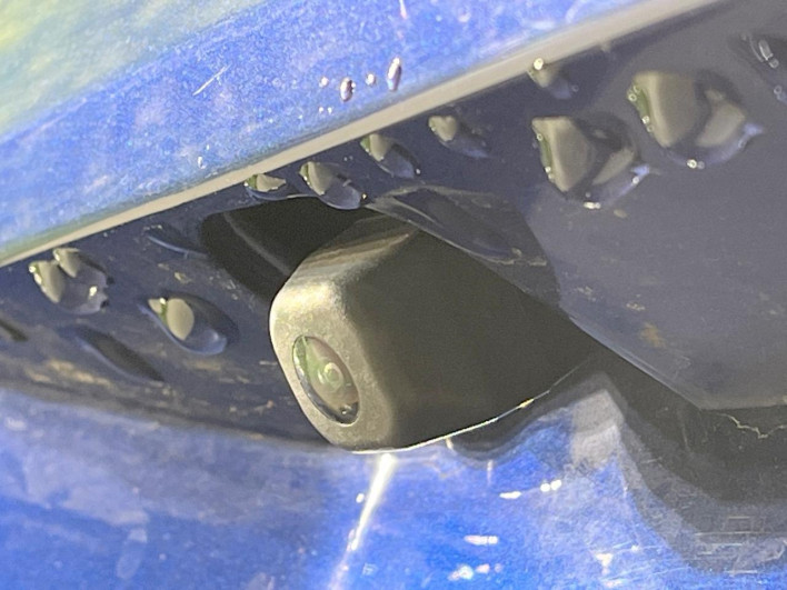2012 Toyota Prius α DAA-ZVW41W (UW-6a1f9c0307733)[21]