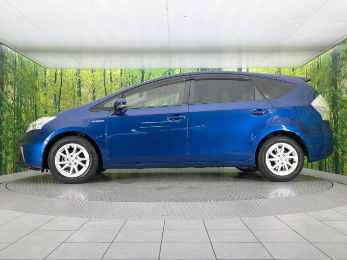 2012 Toyota Prius α DAA-ZVW41W (UW-6a1f9c0307733)[14]