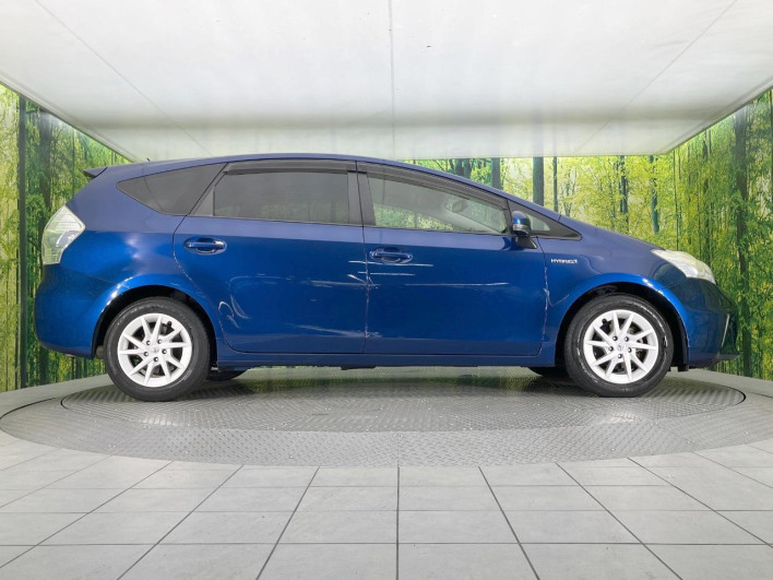 2012 Toyota Prius α DAA-ZVW41W (UW-6a1f9c0307733)[18]