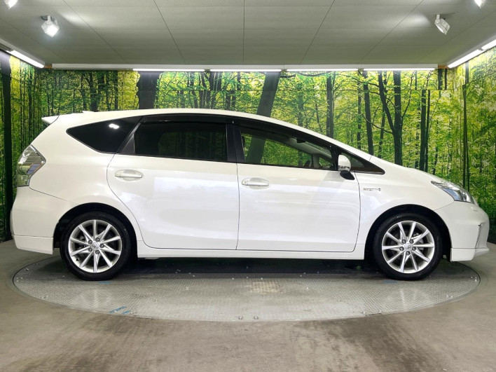 2013 Toyota Prius α DAA-ZVW41W (UW-6a1f9c0400997)[6]