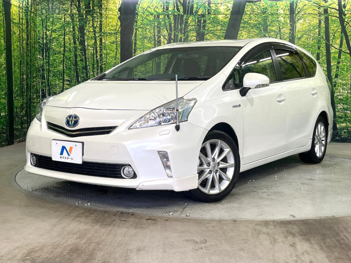 2013 Toyota Prius α DAA-ZVW41W (UW-6a1f9c0400997)[0]