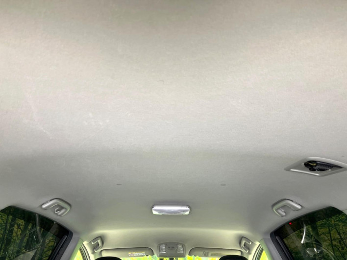 2013 Toyota Prius α DAA-ZVW41W (UW-6a1f9c045db5f)[28]