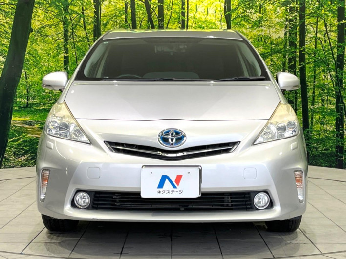 2013 Toyota Prius α DAA-ZVW41W (UW-6a1f9c045db5f)[17]