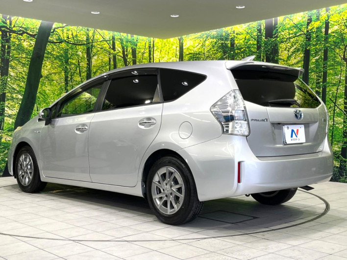 2013 Toyota Prius α DAA-ZVW41W (UW-6a1f9c045db5f)[22]