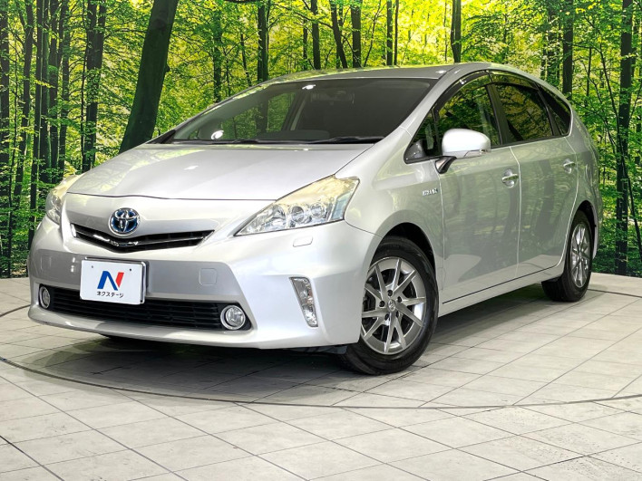 2013 Toyota Prius α DAA-ZVW41W (UW-6a1f9c045db5f)[0]