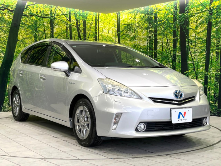 2013 Toyota Prius α DAA-ZVW41W (UW-6a1f9c045db5f)[18]