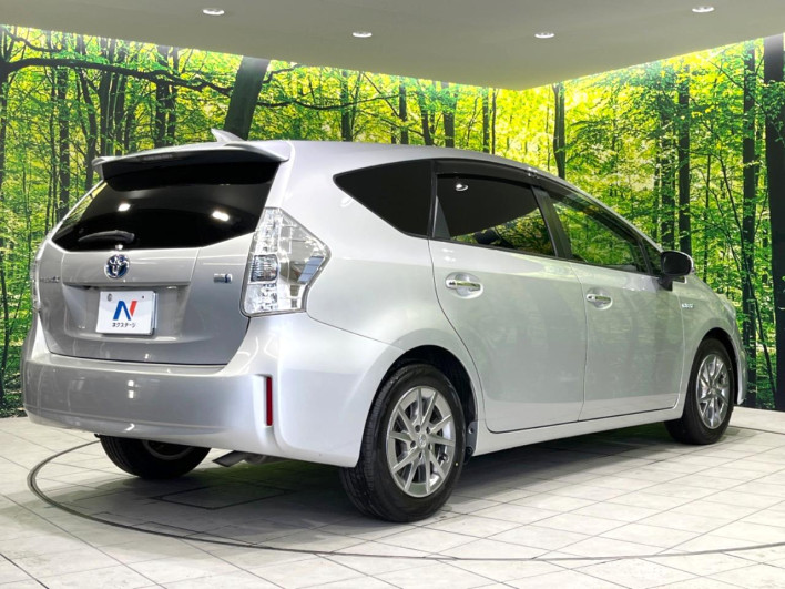 2013 Toyota Prius α DAA-ZVW41W (UW-6a1f9c045db5f)[20]