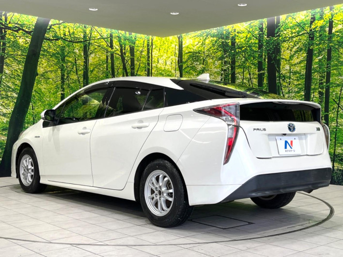 2016 Toyota Prius DAA-ZVW50 (UW-6a1f9c0536c23)[22]