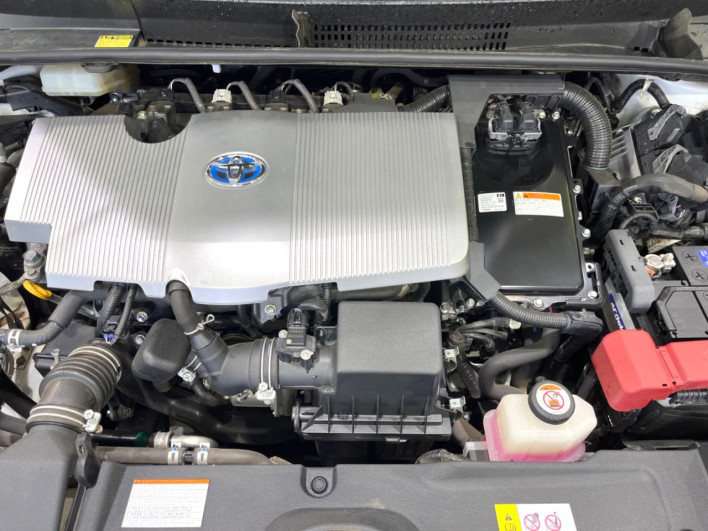 2016 Toyota Prius DAA-ZVW50 (UW-6a1f9c0536c23)[4]