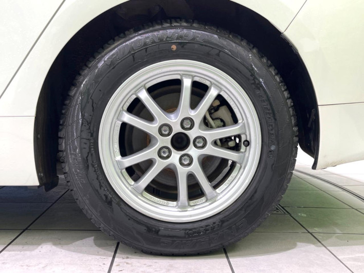 2016 Toyota Prius DAA-ZVW50 (UW-6a1f9c0536c23)[13]