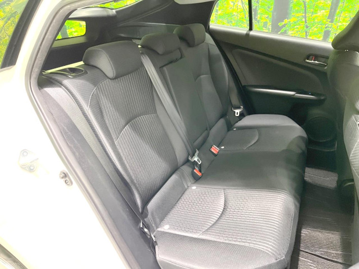 2016 Toyota Prius DAA-ZVW50 (UW-6a1f9c073dbd1)[16]