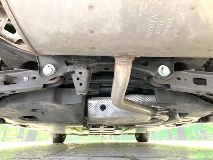 2017 Toyota Prius DAA-ZVW50 (UW-6a1f9c08770ea)[20]