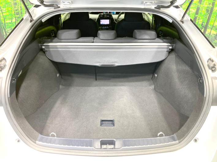 2017 Toyota Prius DAA-ZVW50 (UW-6a1f9c08770ea)[24]
