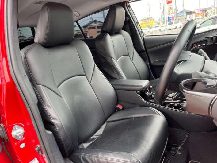 2017 Toyota Prius PHV DLA-ZVW52 (UW-6a1f9c0d5da08)[26]
