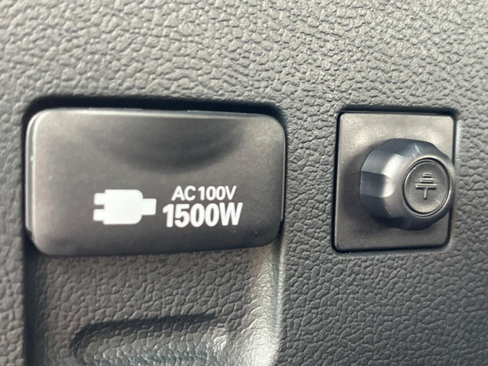 2017 Toyota Prius PHV DLA-ZVW52 (UW-6a1f9c0d5da08)[23]
