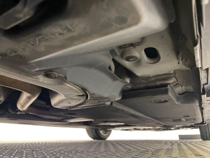 2018 Toyota Prius PHV DLA-ZVW52 (UW-6a1f9c0d9b45e)[22]